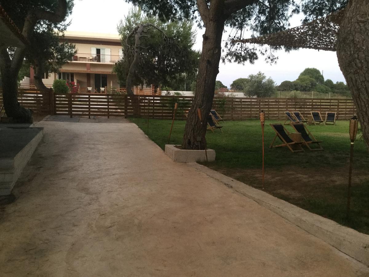Artemis Suites Romanos  Exterior foto