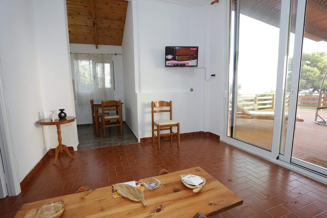 Artemis Suites Romanos  Exterior foto