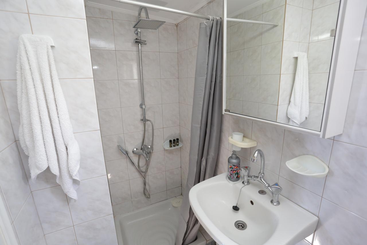 Artemis Suites Romanos  Exterior foto